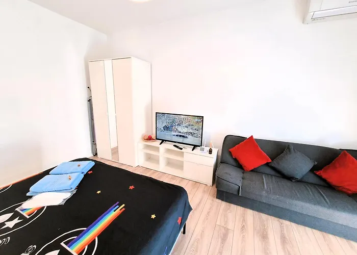 Apartament Plaza 2 Bucureşti